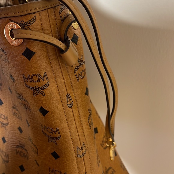 COPY - Liz Reversible Large Visetos Tote Bag - Picture 7 of 13